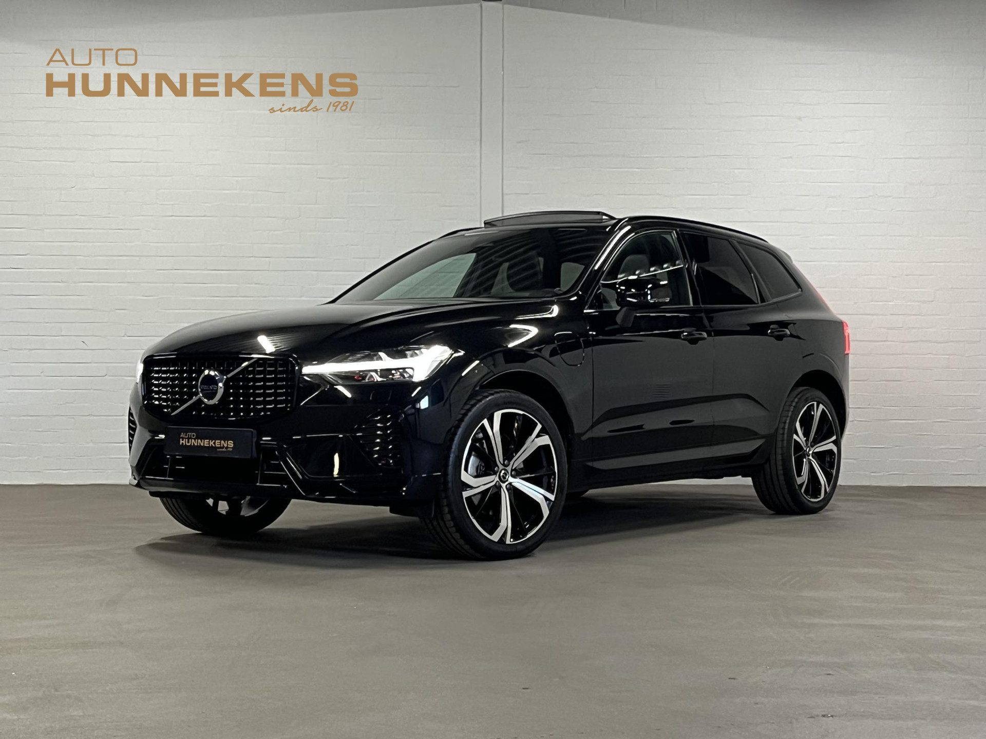 53192319